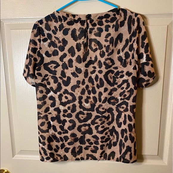Cheetah shirt - Picture 2 of 2